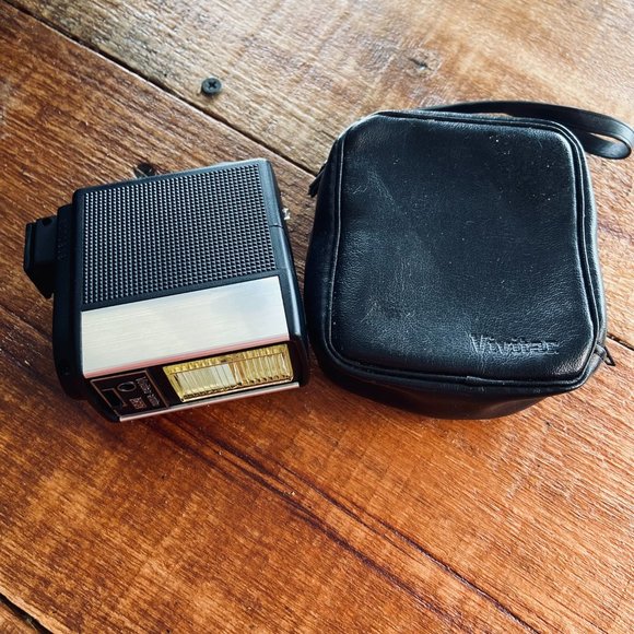 Vivitar Auto 252 Camera Flash With bag - Picture 2 of 6